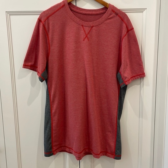 Lululemon Red Faintly Striped With Gray Insets Short Sleeve Shirt—Excellent! - Picture 1 of 6
